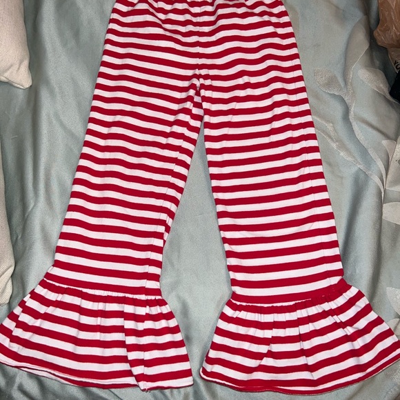 Classic whimsy red and white holiday striped pants with flare bottoms size 6 EUC - Picture 2 of 6